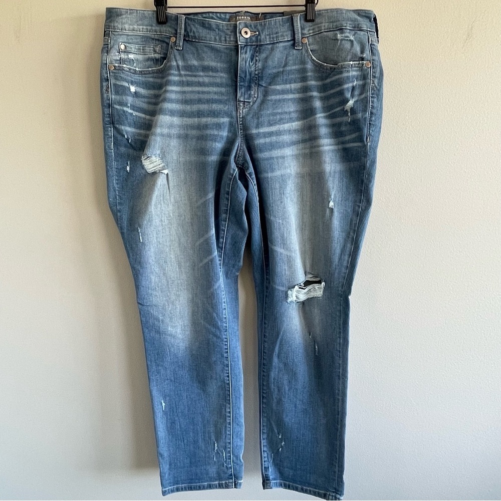 Torrid Women's Boyfriend Straight Distressed Jeans Size 18